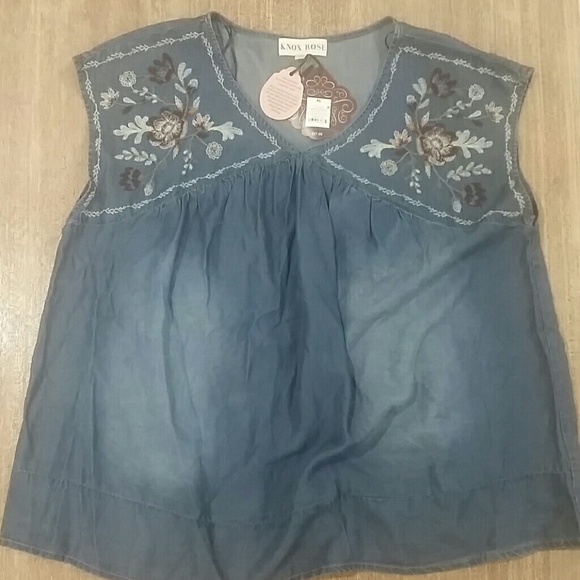 Knox Rose Tops - Knox Rose embroidered chambray blouse Knox Rose Tops - Knox Rose embroidered chambray blouse